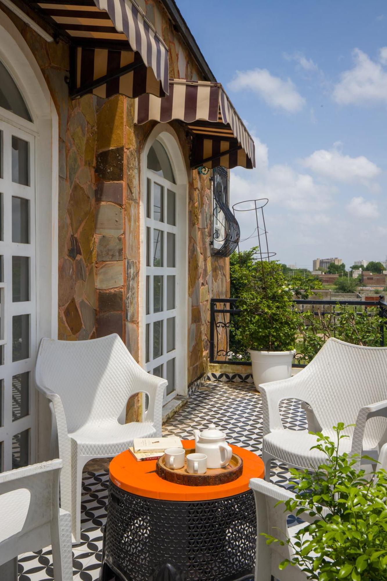 Elivaas 3 Bhk With Pvt Pool & Lush Garden - Oakwood Villa Jaipur Exterior photo